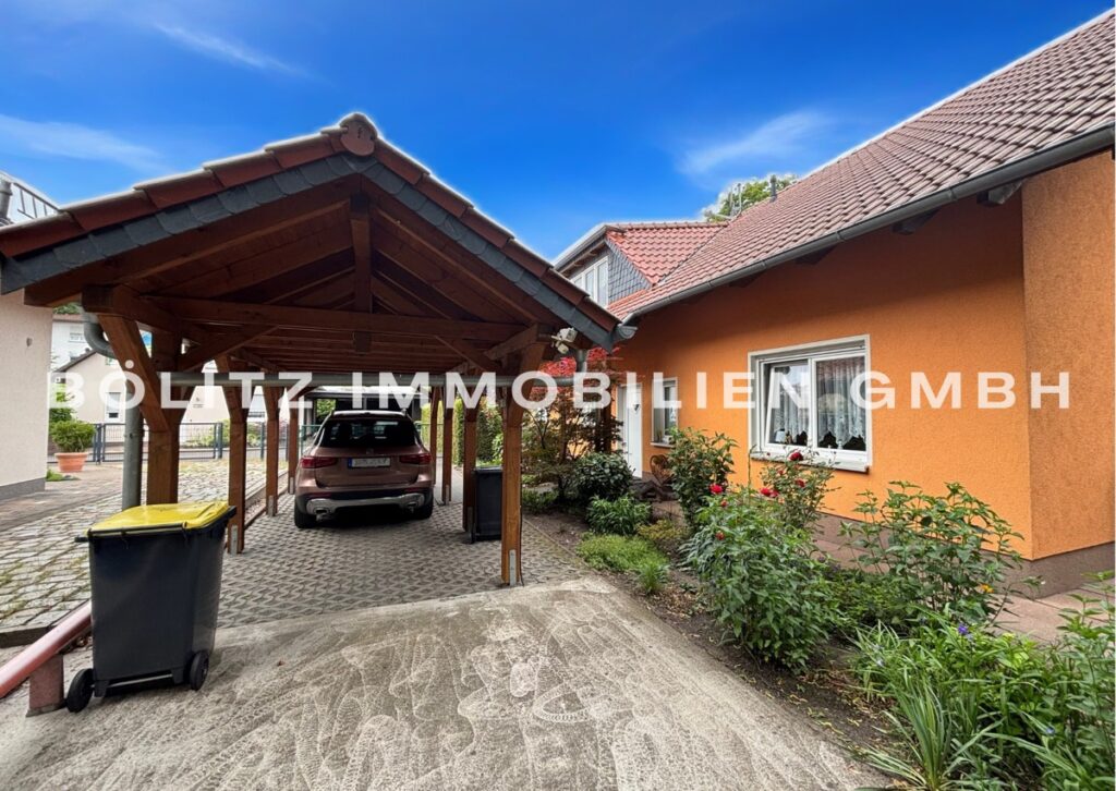 Carport + weiterer Stellplatz