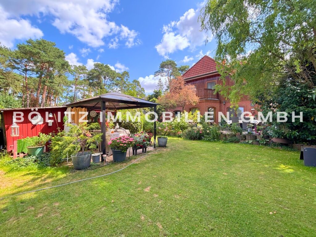 Außeanlagen plus Garten