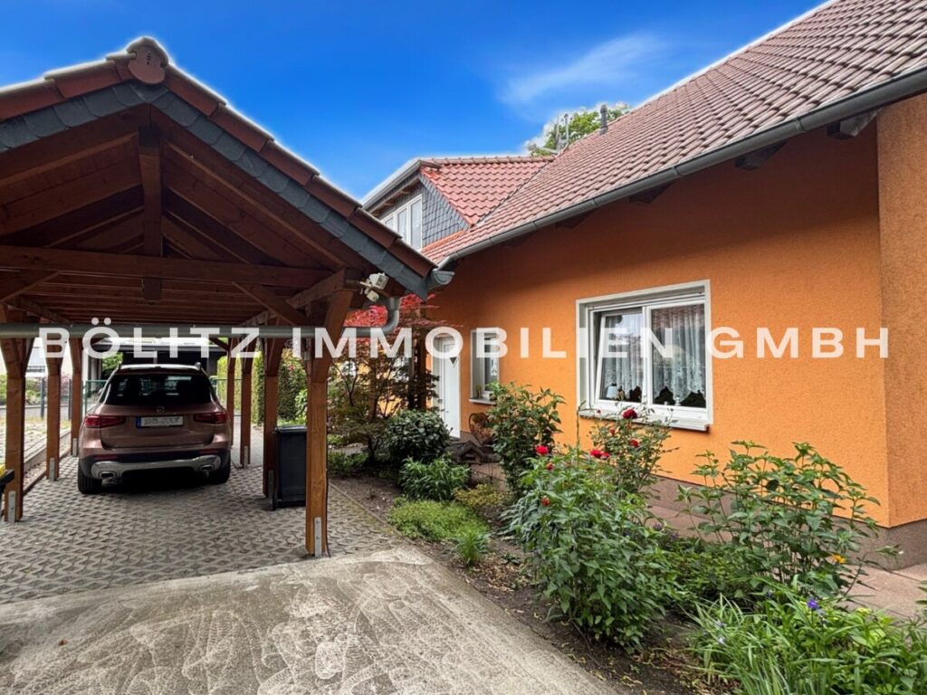 Carport plus weiterer Stellplatz