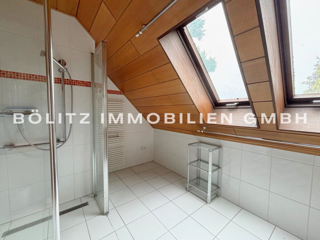 Badezimmer DG