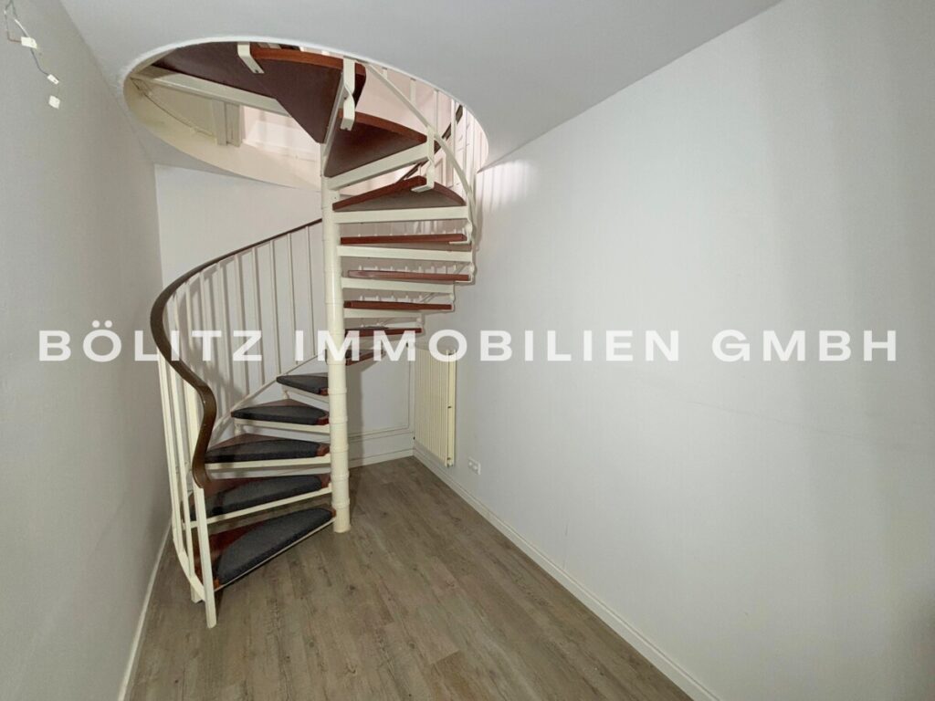 Wendeltreppe UG