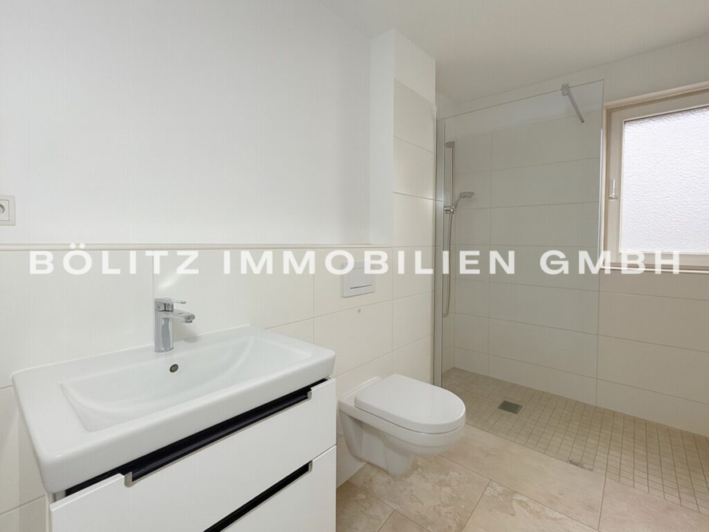 Badezimmer Hochparterre