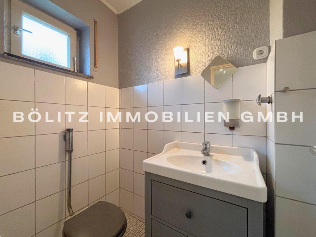 Gäste-WC EG