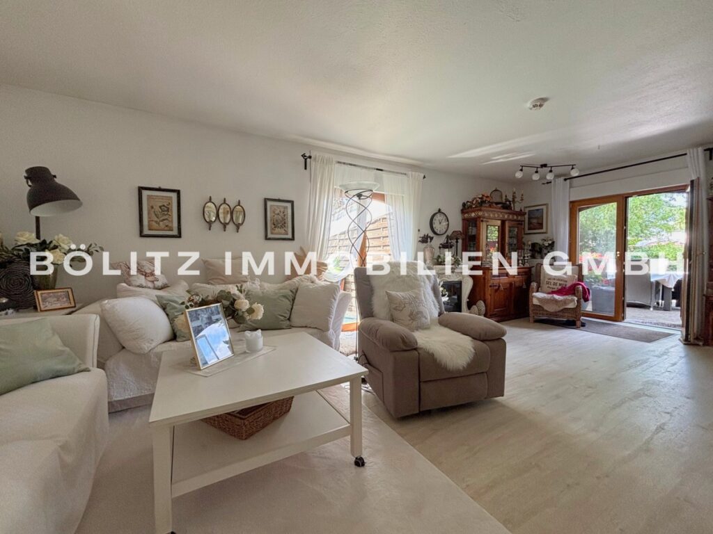 Whg. 2 Wohnzimmer