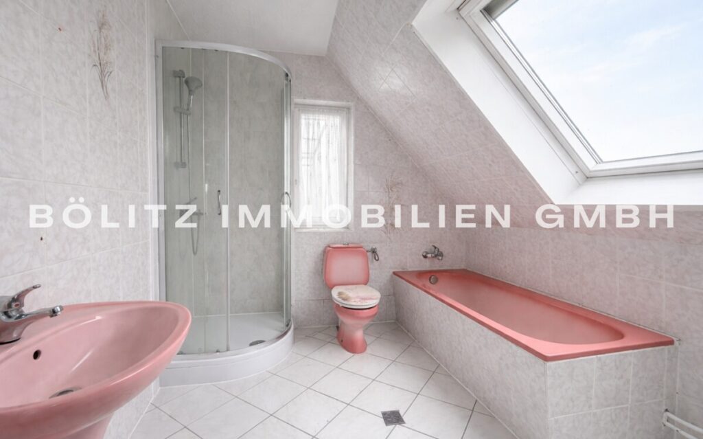 Badezimmer DG