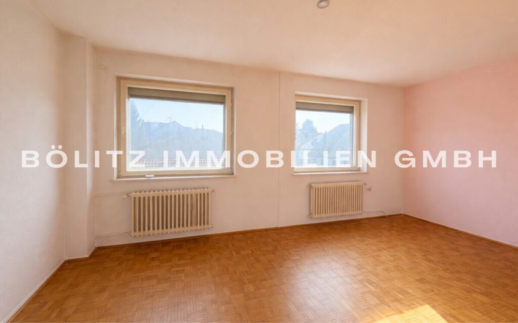weiteres Zimmer OG