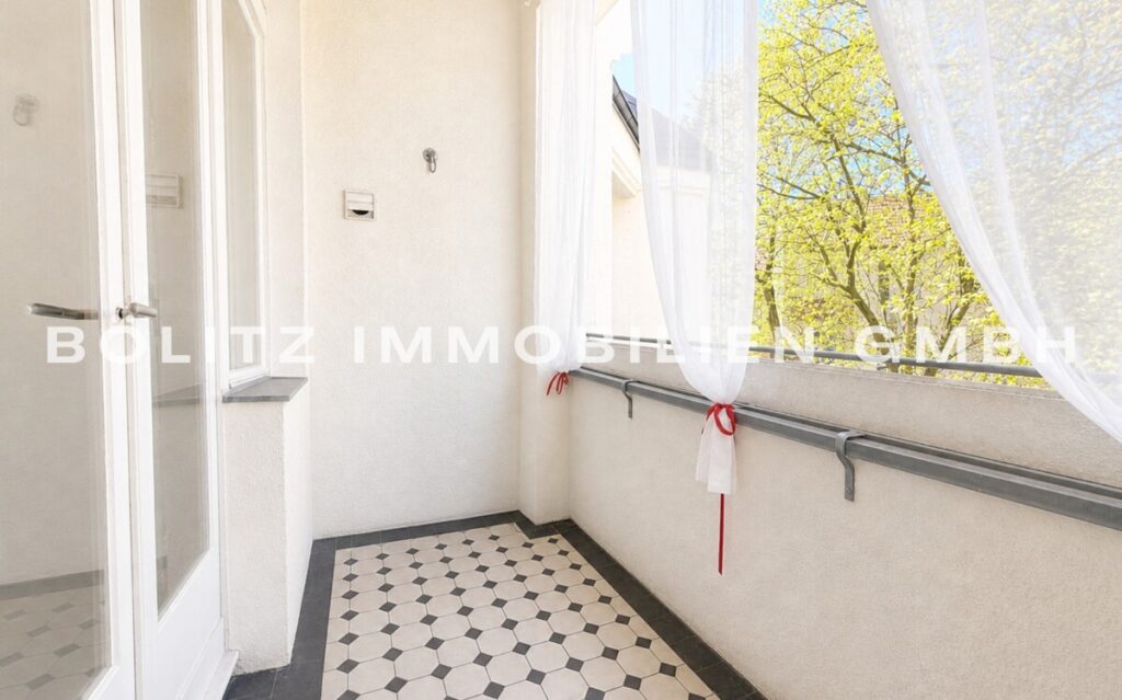Balkon 1
