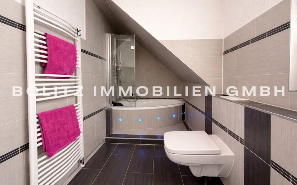 Badezimmer DG (1)