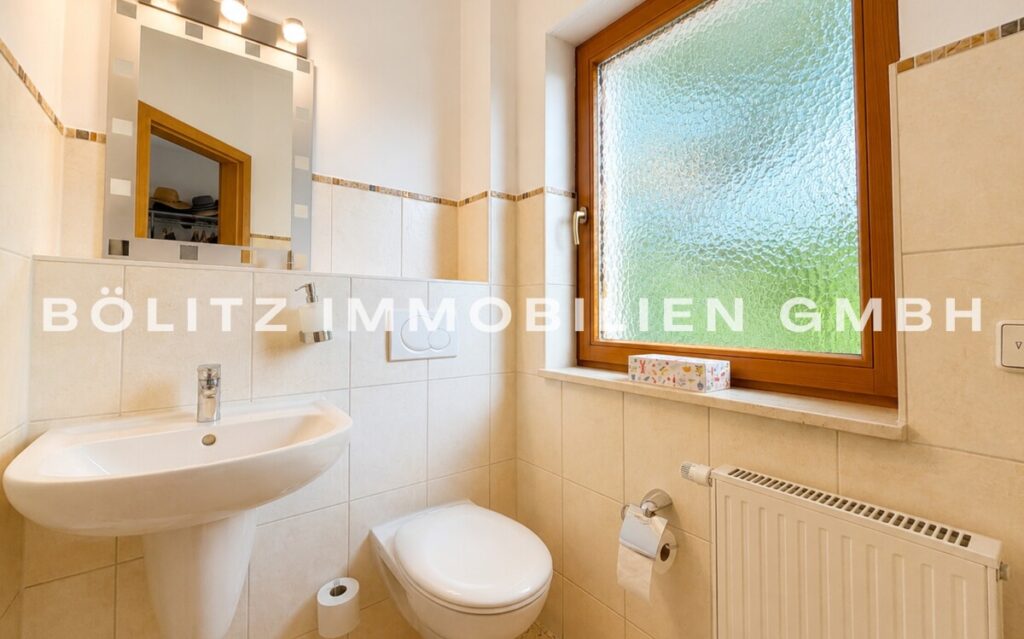 Gäste-WC Hochpaterre