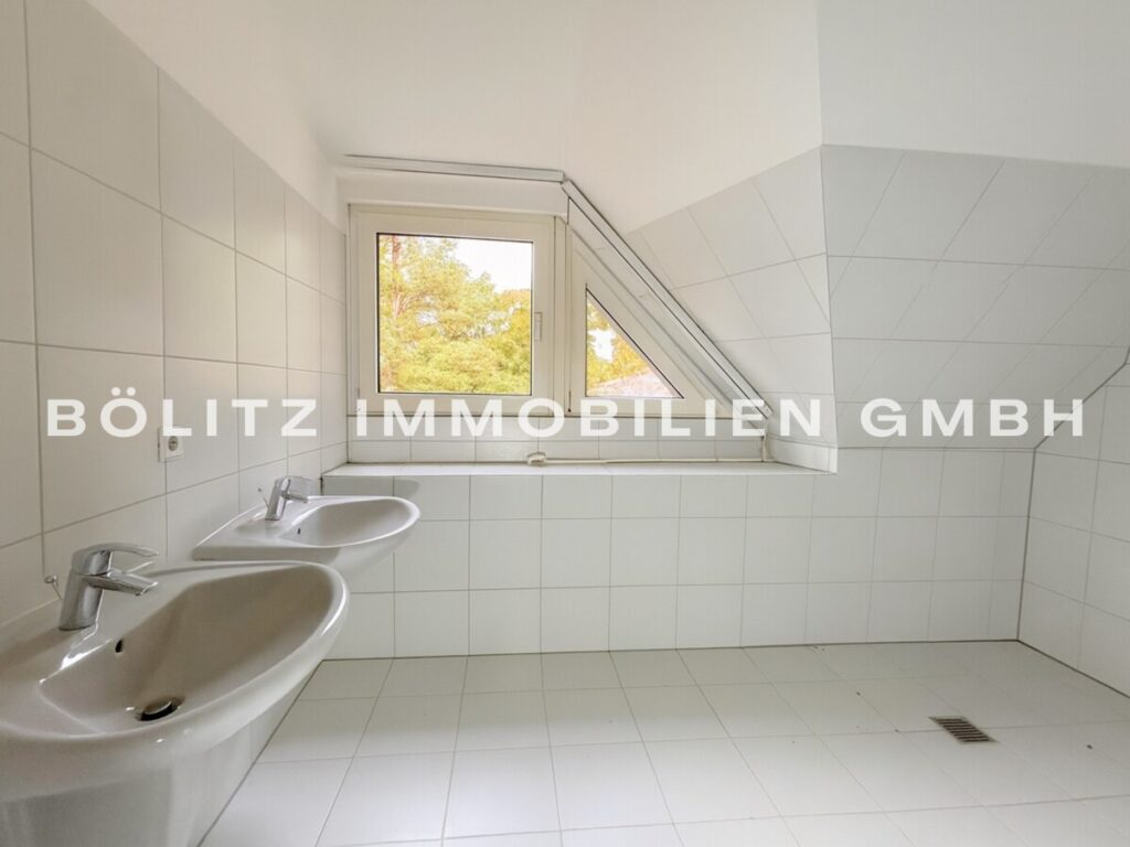 Badezimmer DG Originalzustand