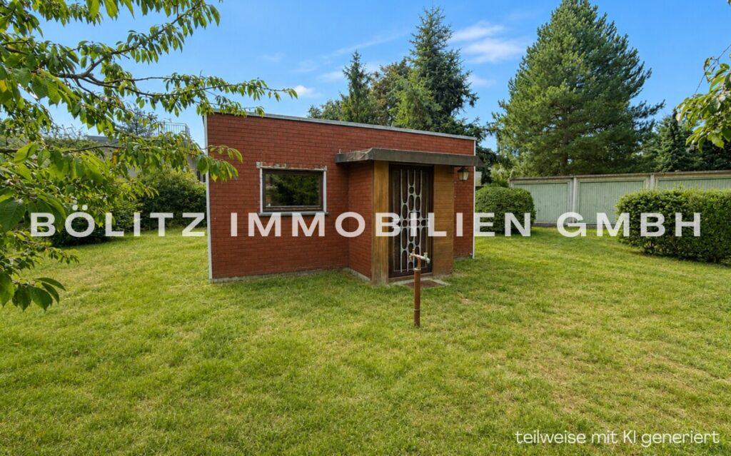 angrenzendes Grundstück bebaut mit 40 m² Gartenhaus