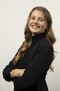 Frau Rotter, Charmaine