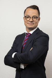 Herr Oliver Bölitz 